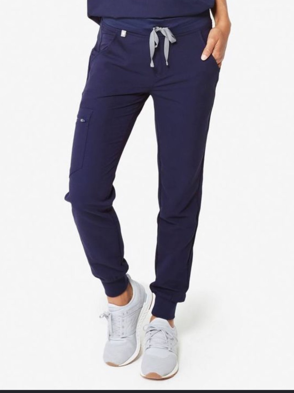 Figs Zamora navy blue jogger style scrub pants size large women’s nursing gray
